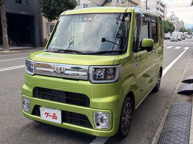 DAIHATSU WAKE