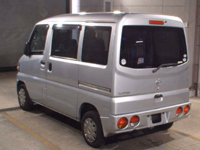 NISSAN CLIPPER