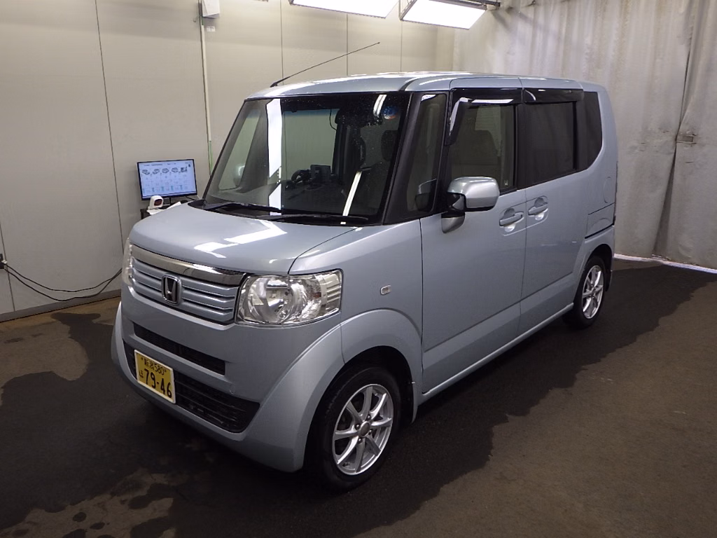 HONDA N-BOX