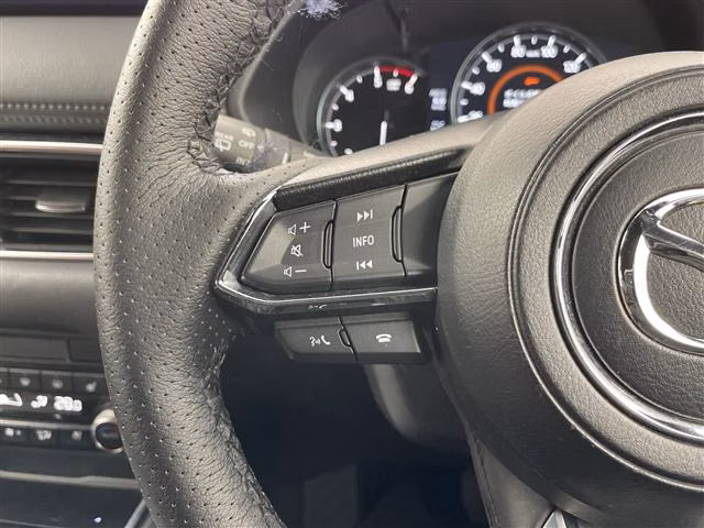 MAZDA CX-8