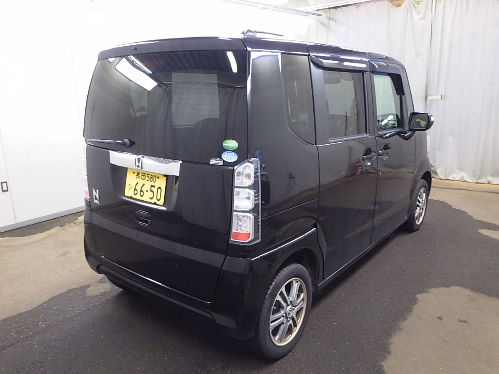 HONDA N-BOX