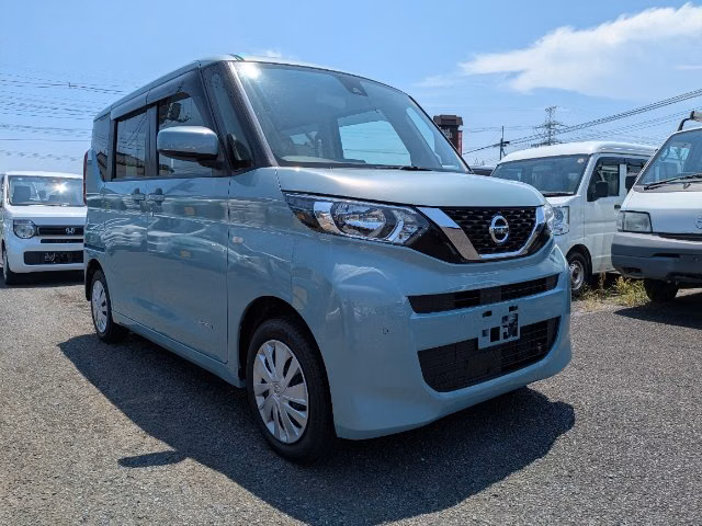 NISSAN ROOX