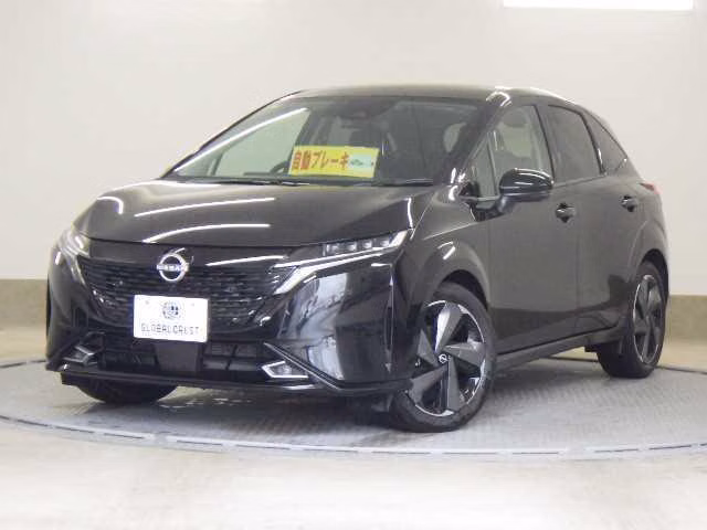 Nissan Aura