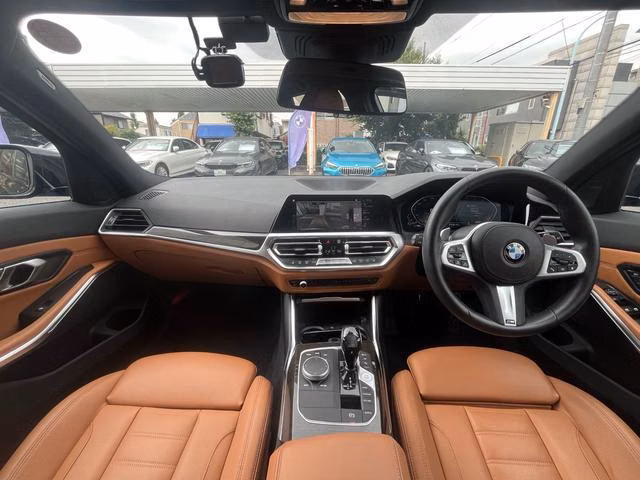 BMW 3-SERIES