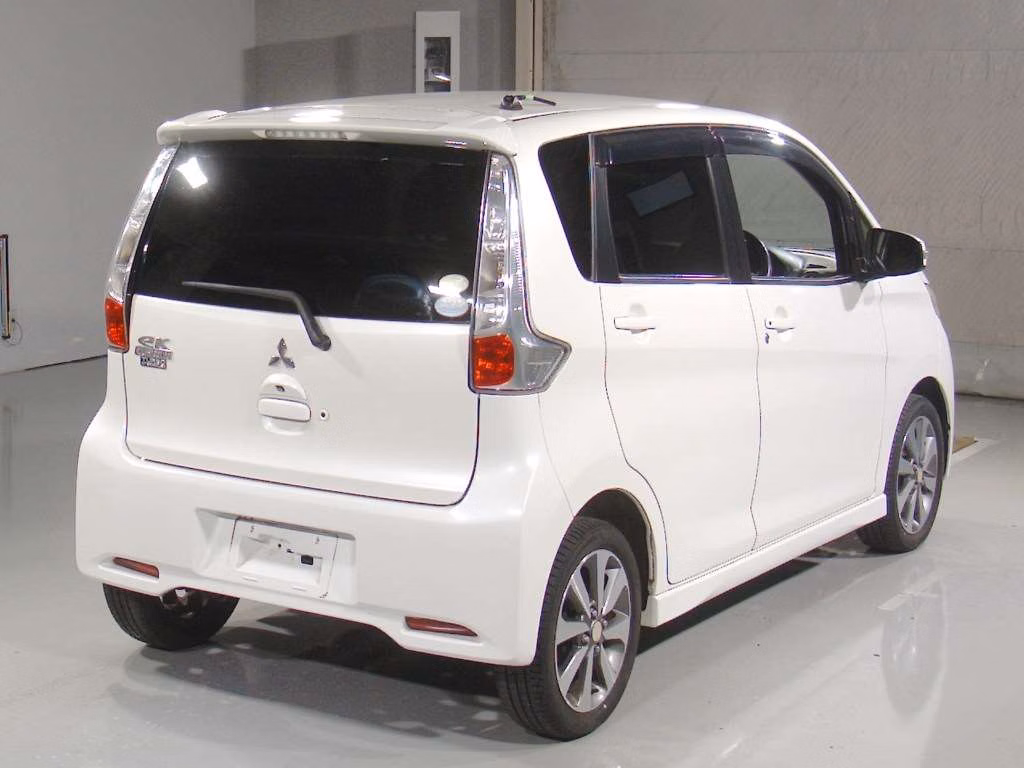 MITSUBISHI EK CUSTOM