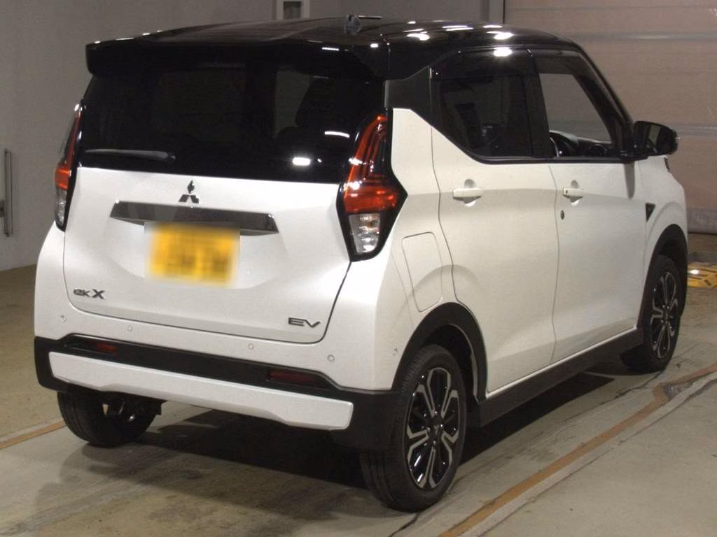 MITSUBISHI EK X EV