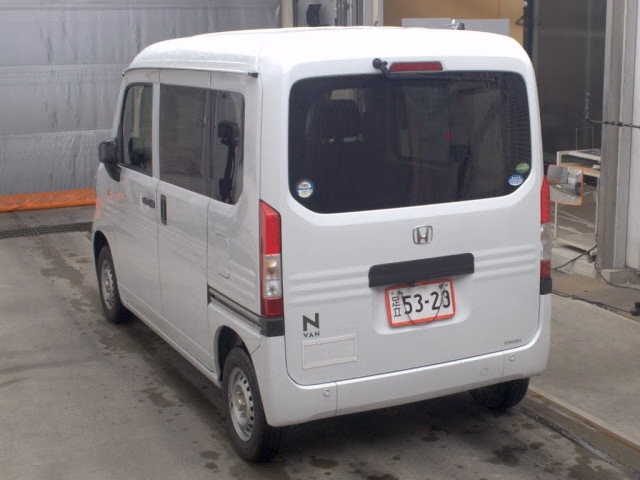 HONDA N-VAN