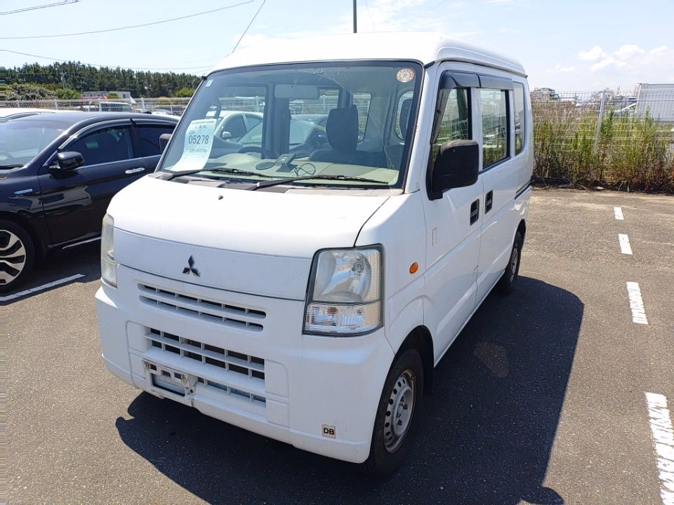 MITSUBISHI MINICAB