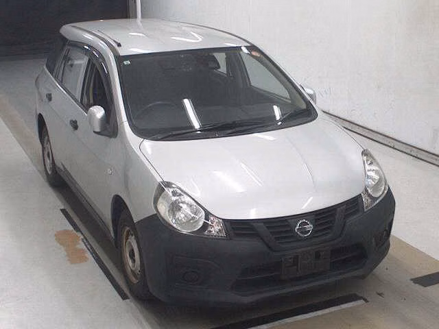 NISSAN AD