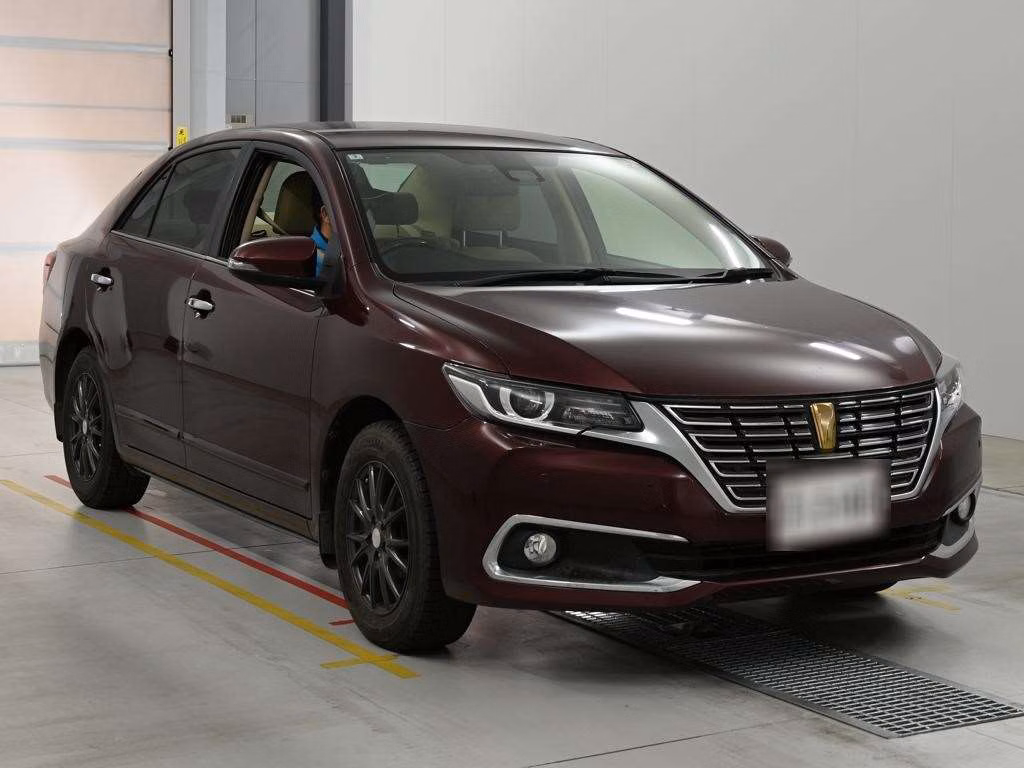 TOYOTA PREMIO