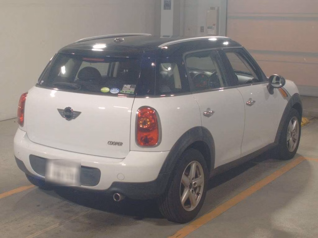 MINI CROSSOVER