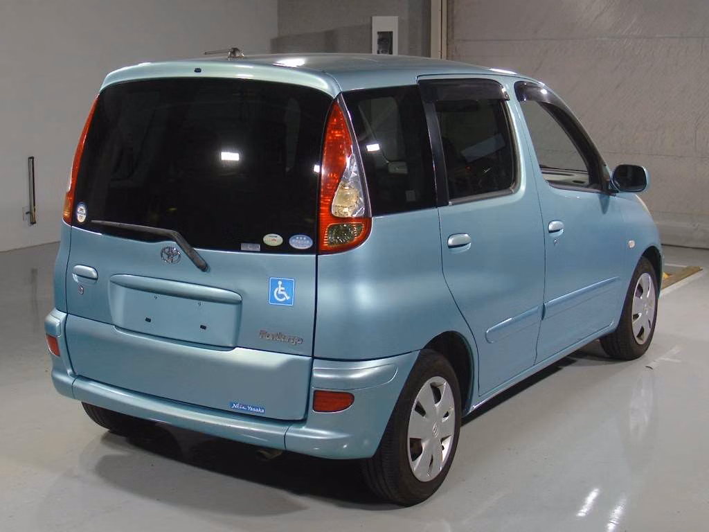 TOYOTA FUNCARGO