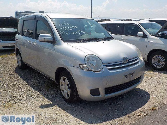 TOYOTA SIENTA