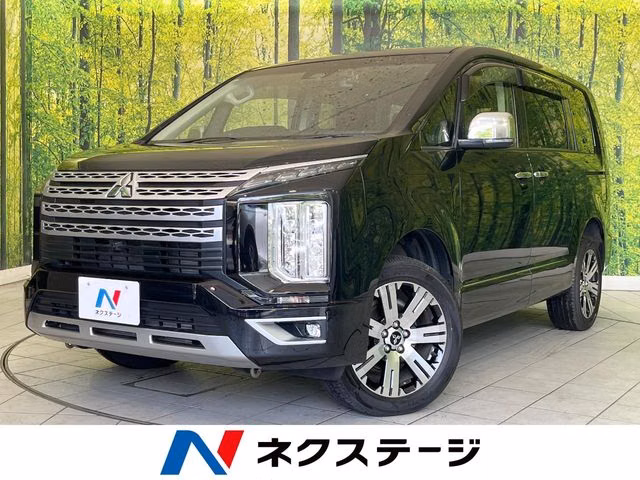 MITSUBISHI DELICA D:5