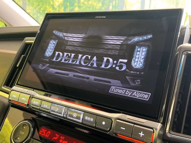 MITSUBISHI DELICA D:5