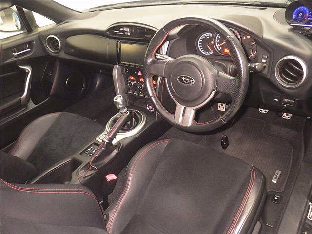 SUBARU BRZ