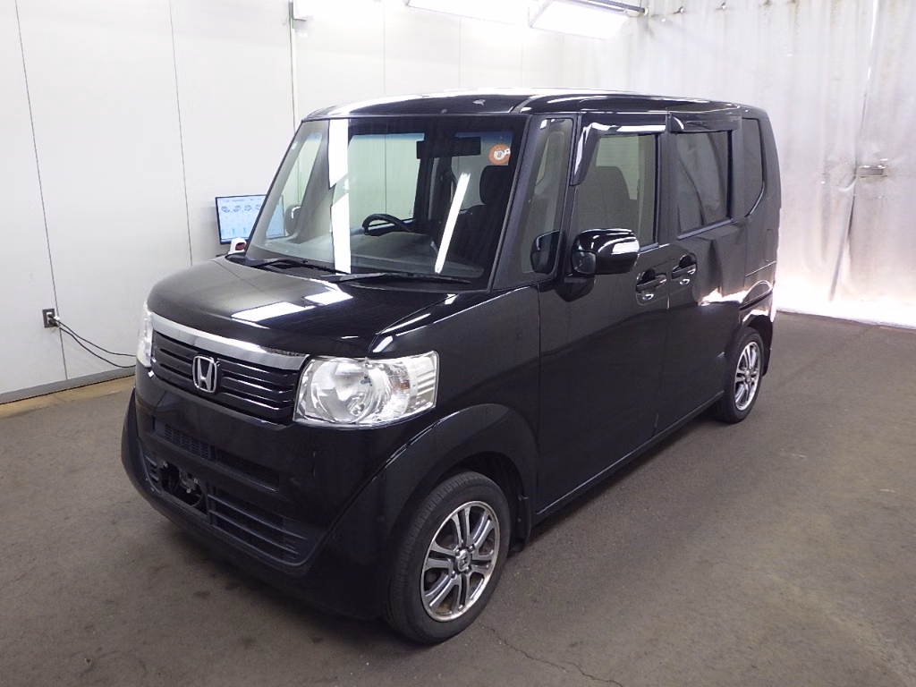 HONDA N-BOX