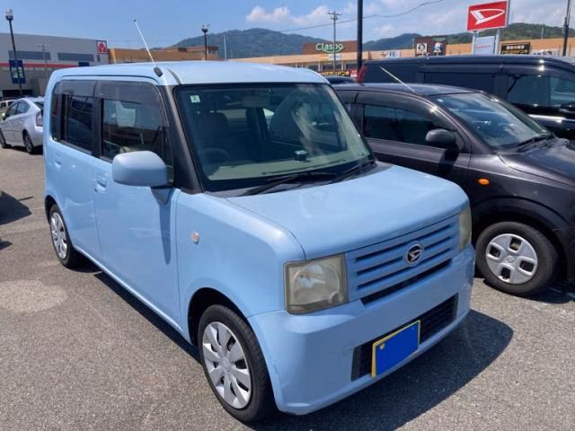 DAIHATSU MOVE CONTE
