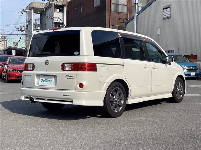 NISSAN LAFESTA
