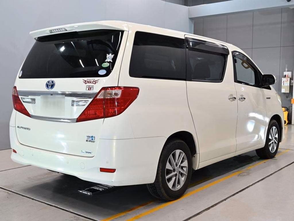 TOYOTA ALPHARD
