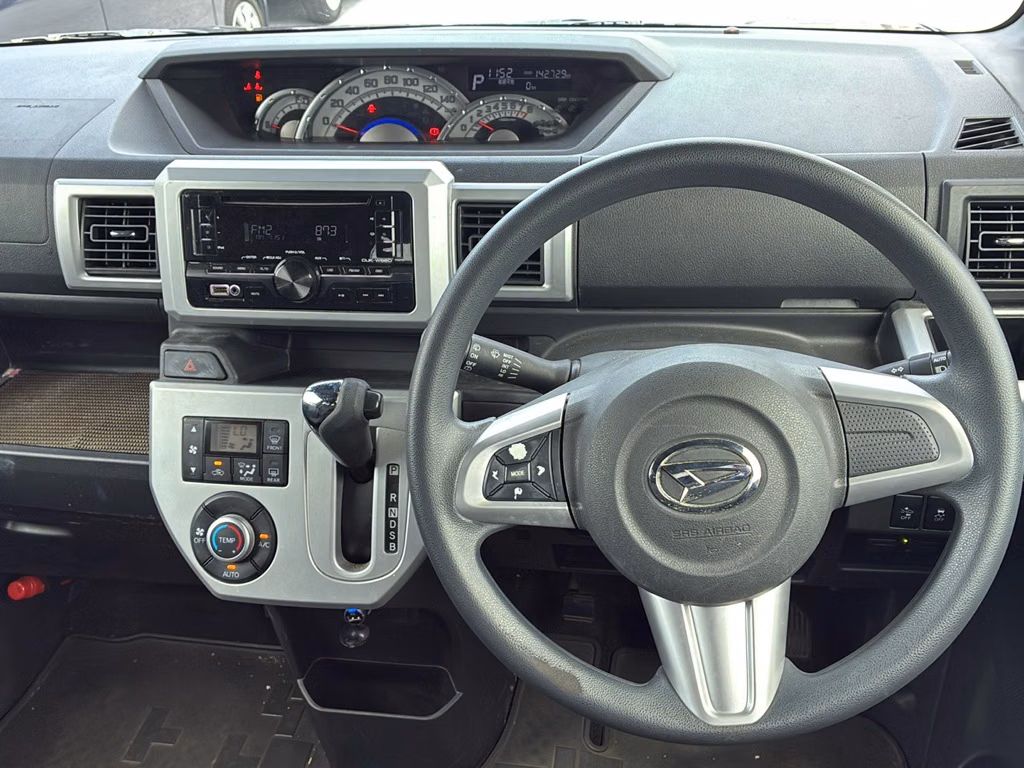 DAIHATSU WAKE