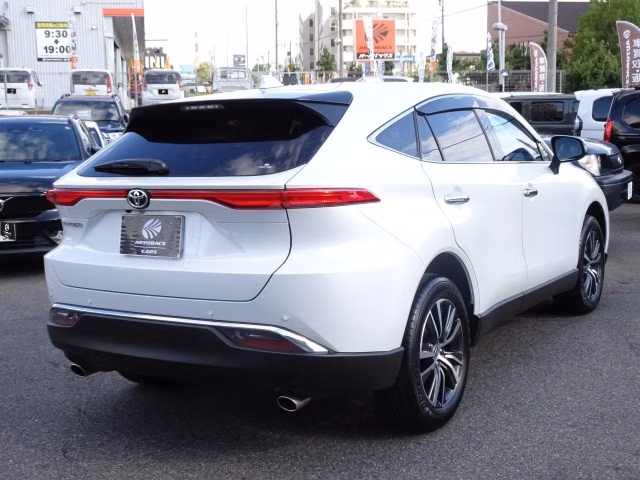 TOYOTA HARRIER