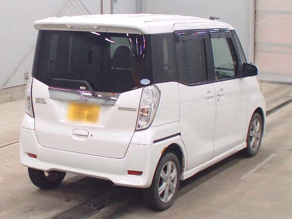 MITSUBISHI EK SPACE