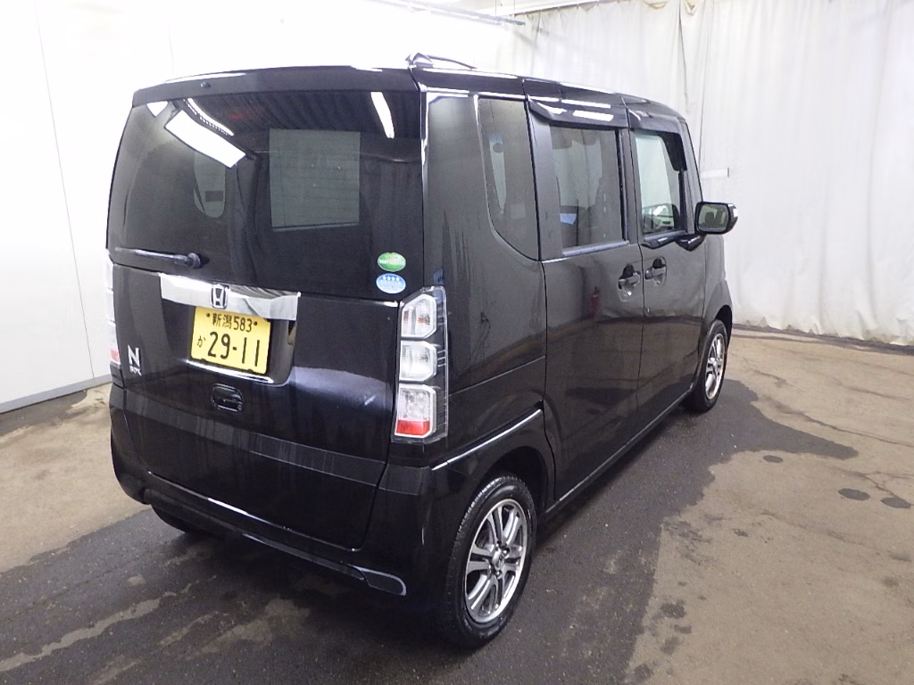 HONDA N-BOX