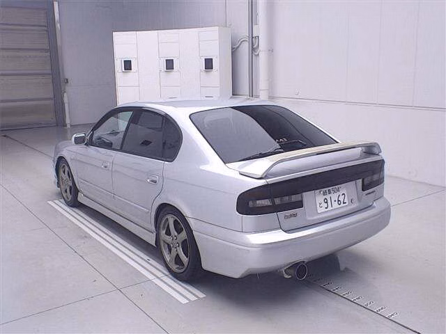 SUBARU LEGACY B4