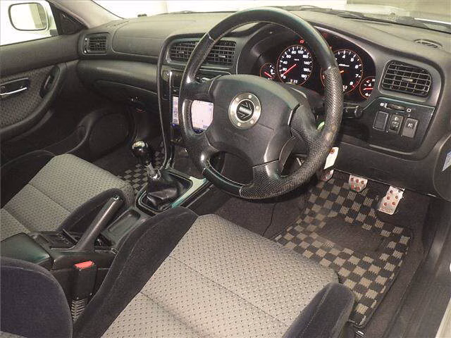 SUBARU LEGACY B4