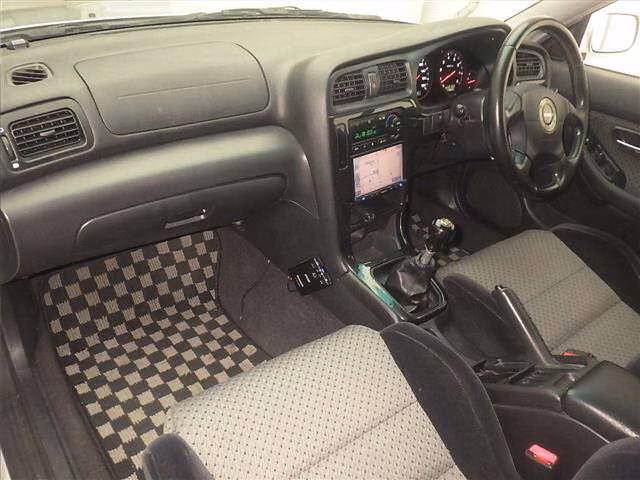 SUBARU LEGACY B4
