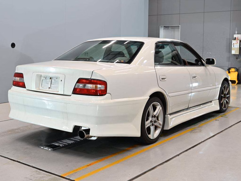 TOYOTA CHASER