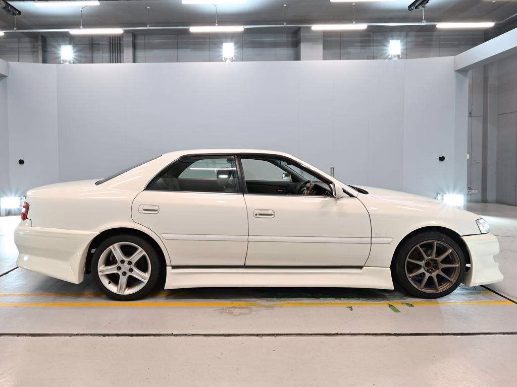 TOYOTA CHASER
