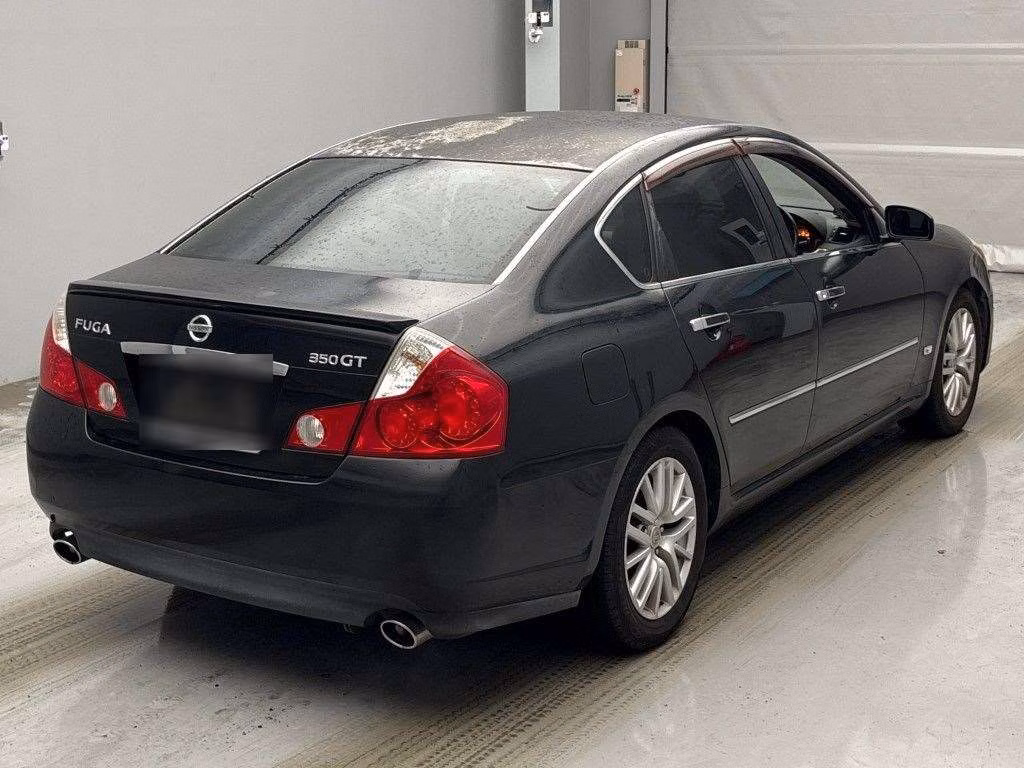 NISSAN FUGA