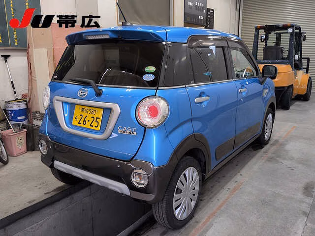 DAIHATSU CAST
