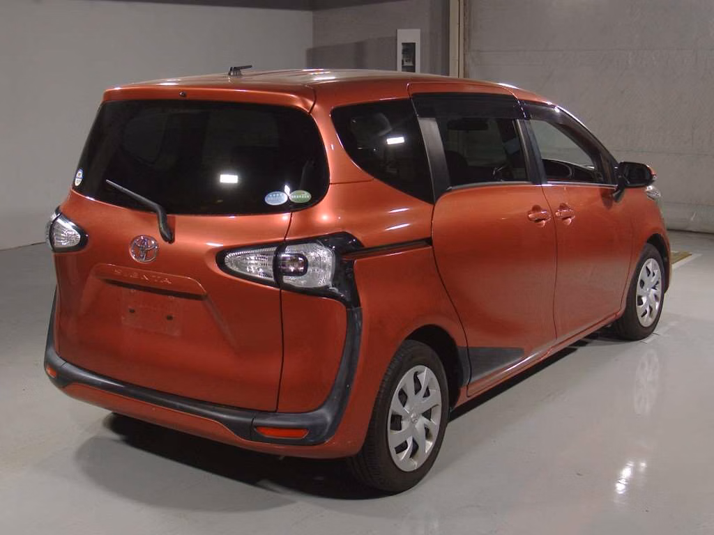 TOYOTA SIENTA