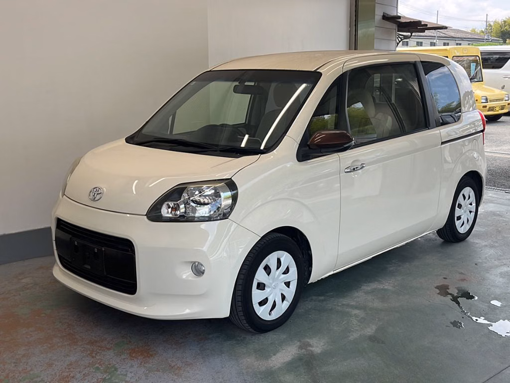 TOYOTA PORTE