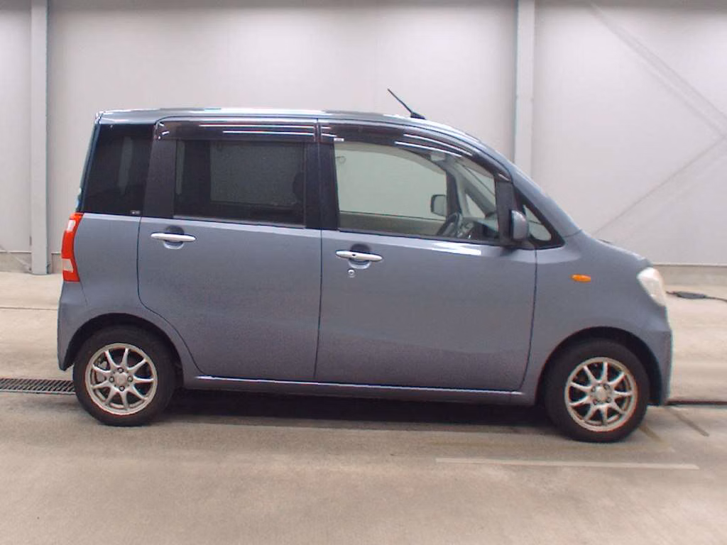 DAIHATSU TANTO EXE
