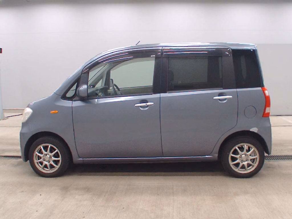 DAIHATSU TANTO EXE