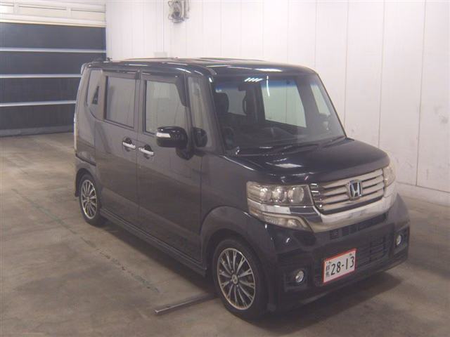 HONDA N-BOX