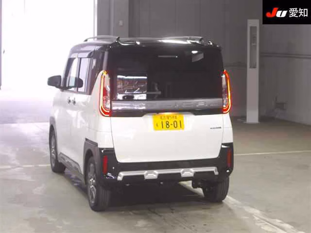 MITSUBISHI DELICA MINI