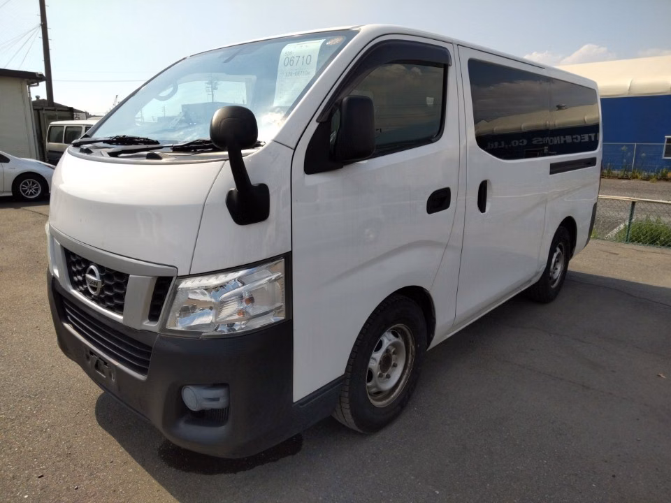 NISSAN NV350 CARAVAN