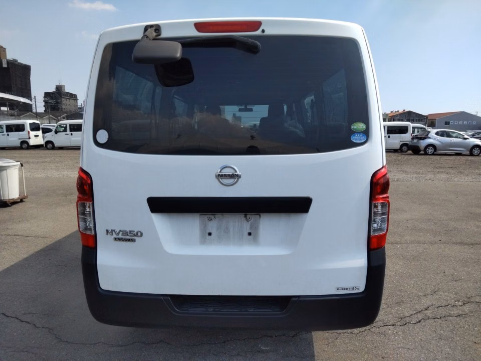 NISSAN NV350 CARAVAN