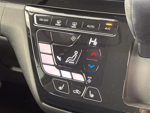 MITSUBISHI EK X