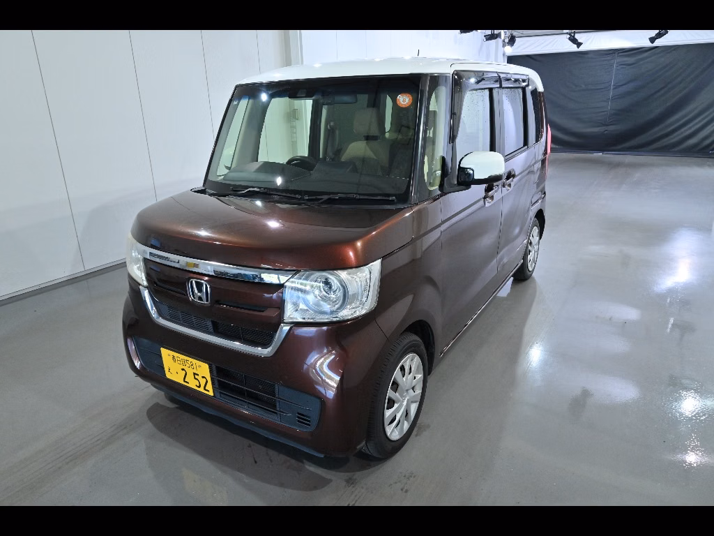 HONDA N-BOX