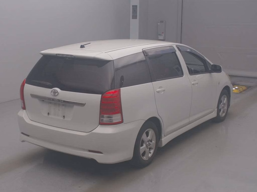 TOYOTA WISH