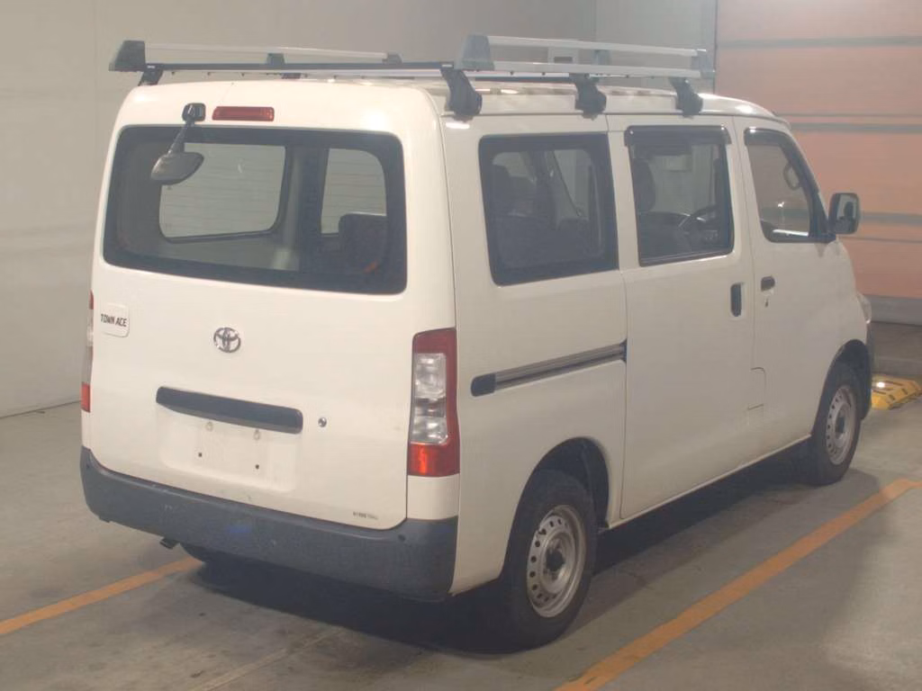 TOYOTA TOWN ACE