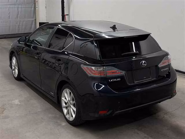 LEXUS CT200H