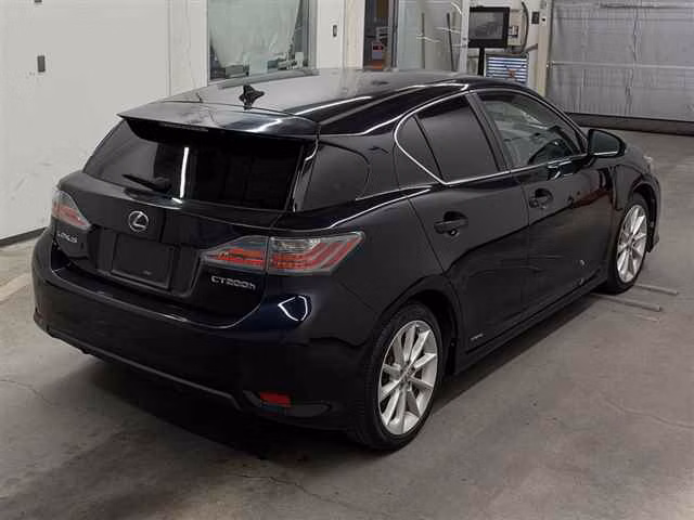 LEXUS CT200H