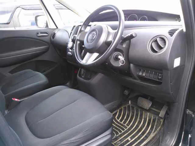 MAZDA BIANTE